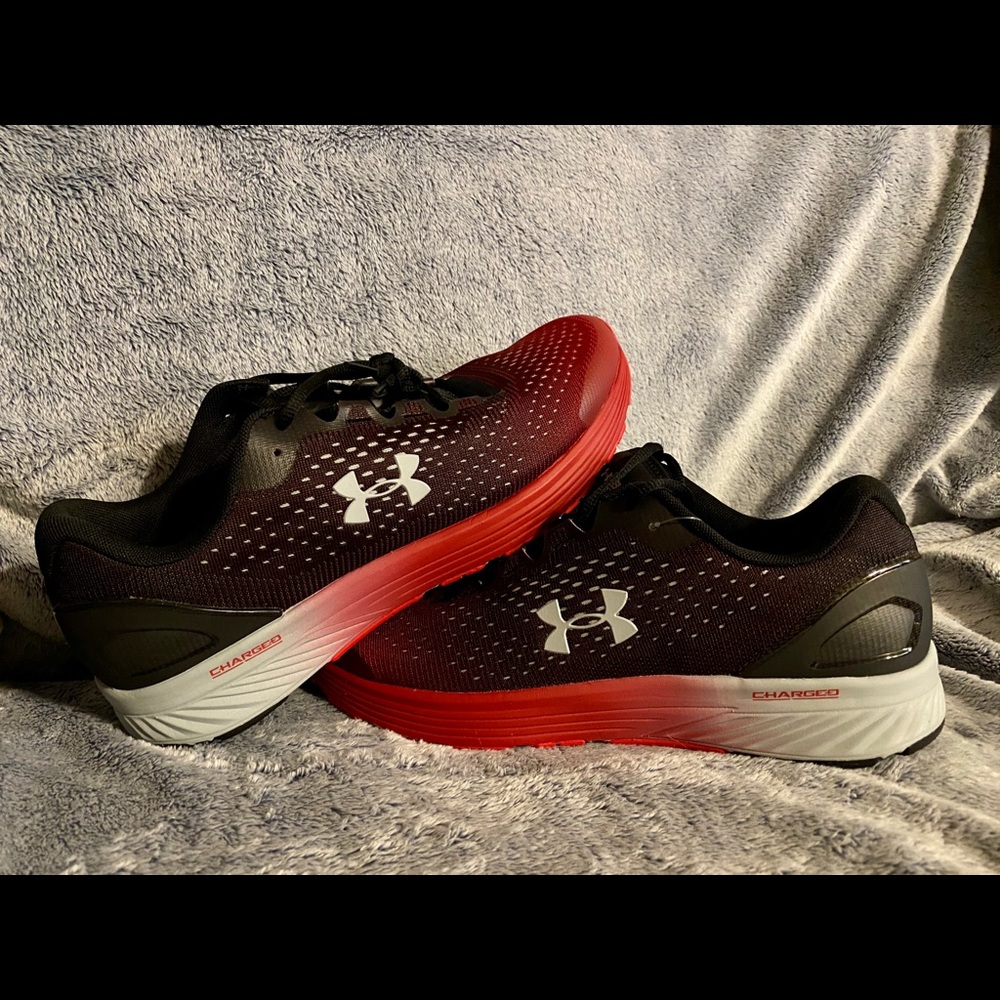 Under Armour Men’s Charged Bandit 4 Running Shoes